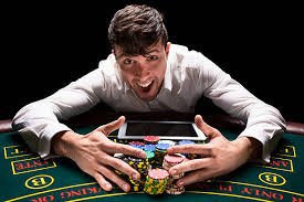 Teen Patti နှင့် Dragon Tiger ကတ်ဂိမ်းများ